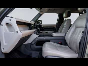 Used Land Rover Defender 110 2022 for sale - 74370516: Photo