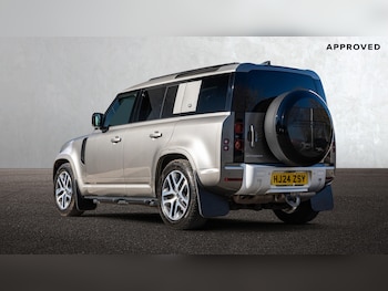 Used Land Rover Defender 110 2024 for sale - 79532025: Photo