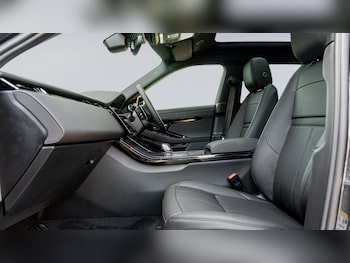 Used Land Rover Range Rover Evoque 2025 for sale - 79200284: Photo