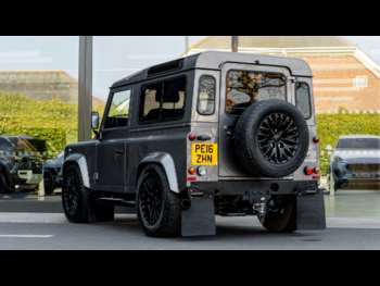 Used Land Rover Defender 90 2016 for sale - 74185775: Photo