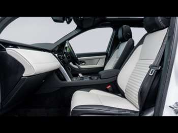 Used Land Rover Discovery Sport 2025 for sale - 75058431: Photo