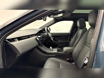 Used Land Rover Range Rover Evoque 2025 for sale - 79564332: Photo