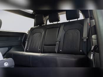 Used Land Rover Defender 2022 for sale - 79697572: Photo