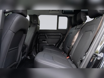 Used Land Rover Defender 2026 for sale - 79199091: Photo