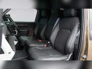 Used Land Rover Defender 2025 for sale - 79198845: Photo