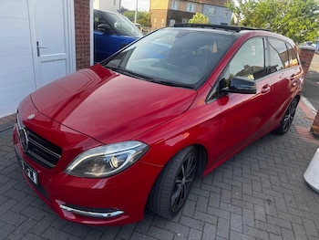 Used Mercedes-Benz B Class 2013 for sale - 79539826: Photo