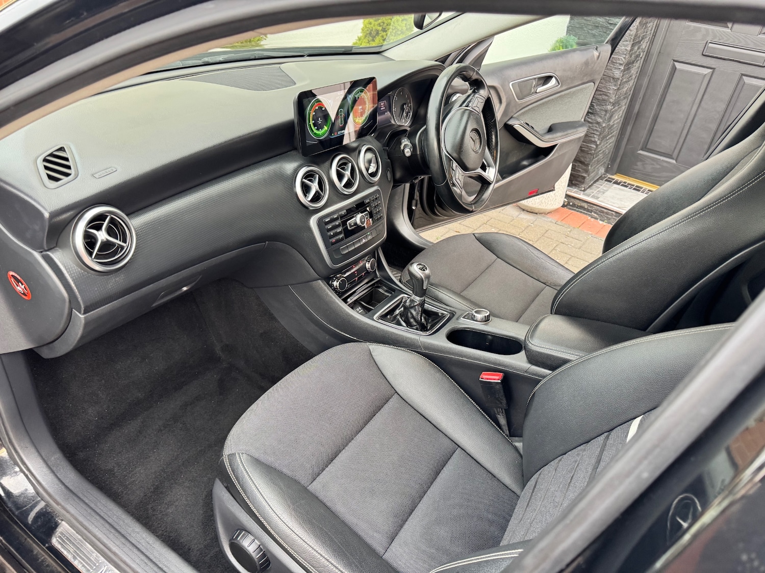Used Mercedes-Benz A-Class 2014 for sale - 76149712: Photo 12