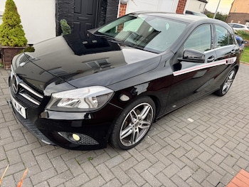 Used Mercedes-Benz A-Class 2014 for sale - 76149712: Photo 3