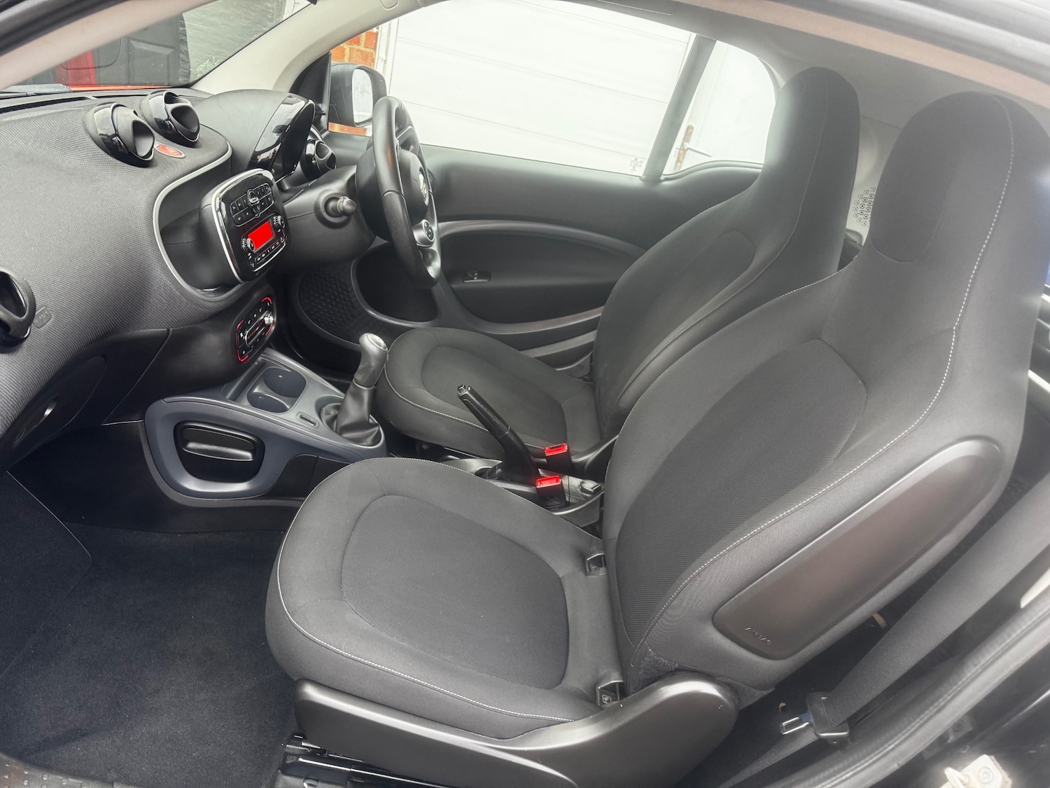 Used smart fortwo 2018 for sale - 76919056: Photo 11