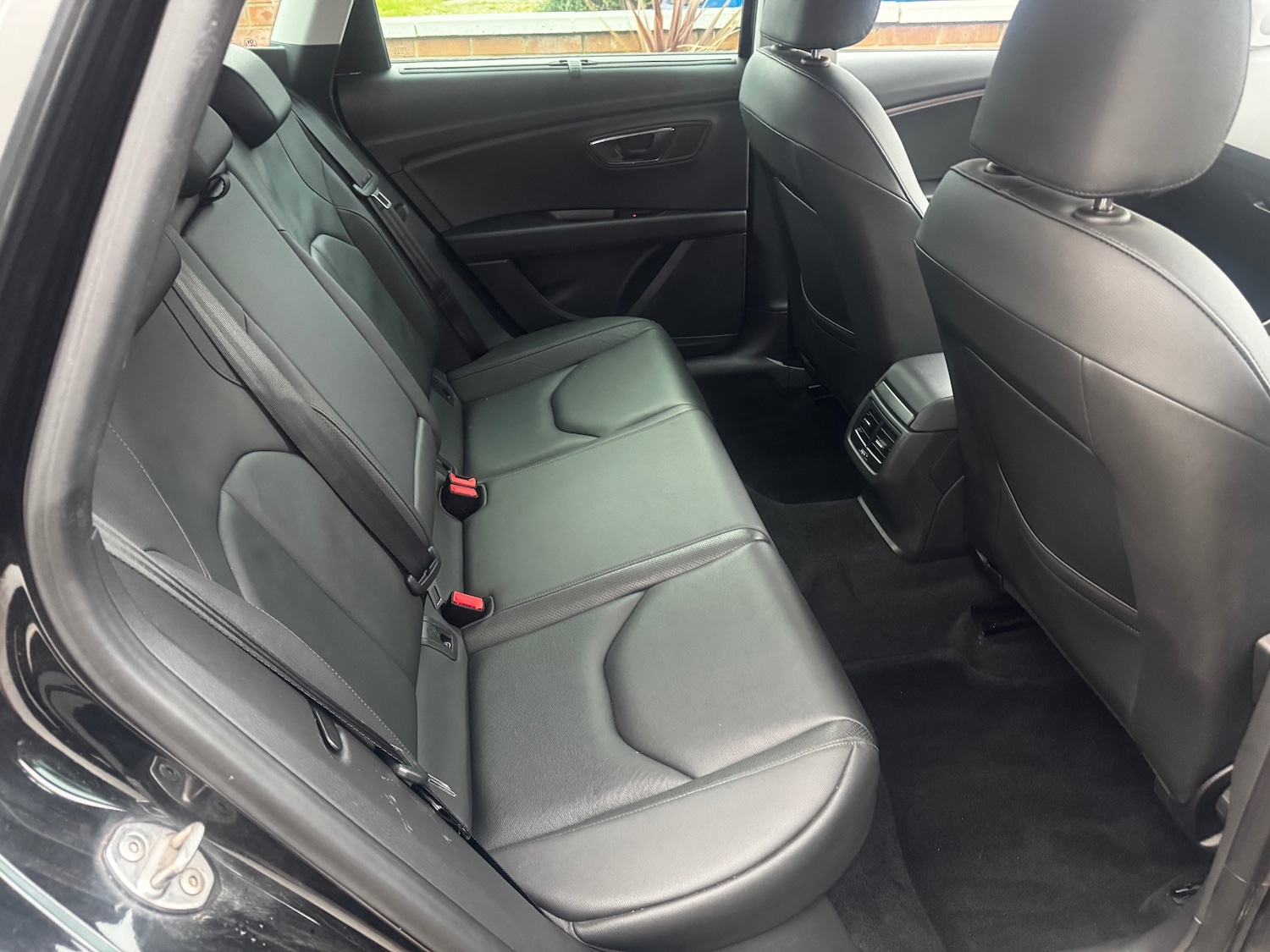 Used SEAT Leon 2019 for sale - 76879749: Photo 11