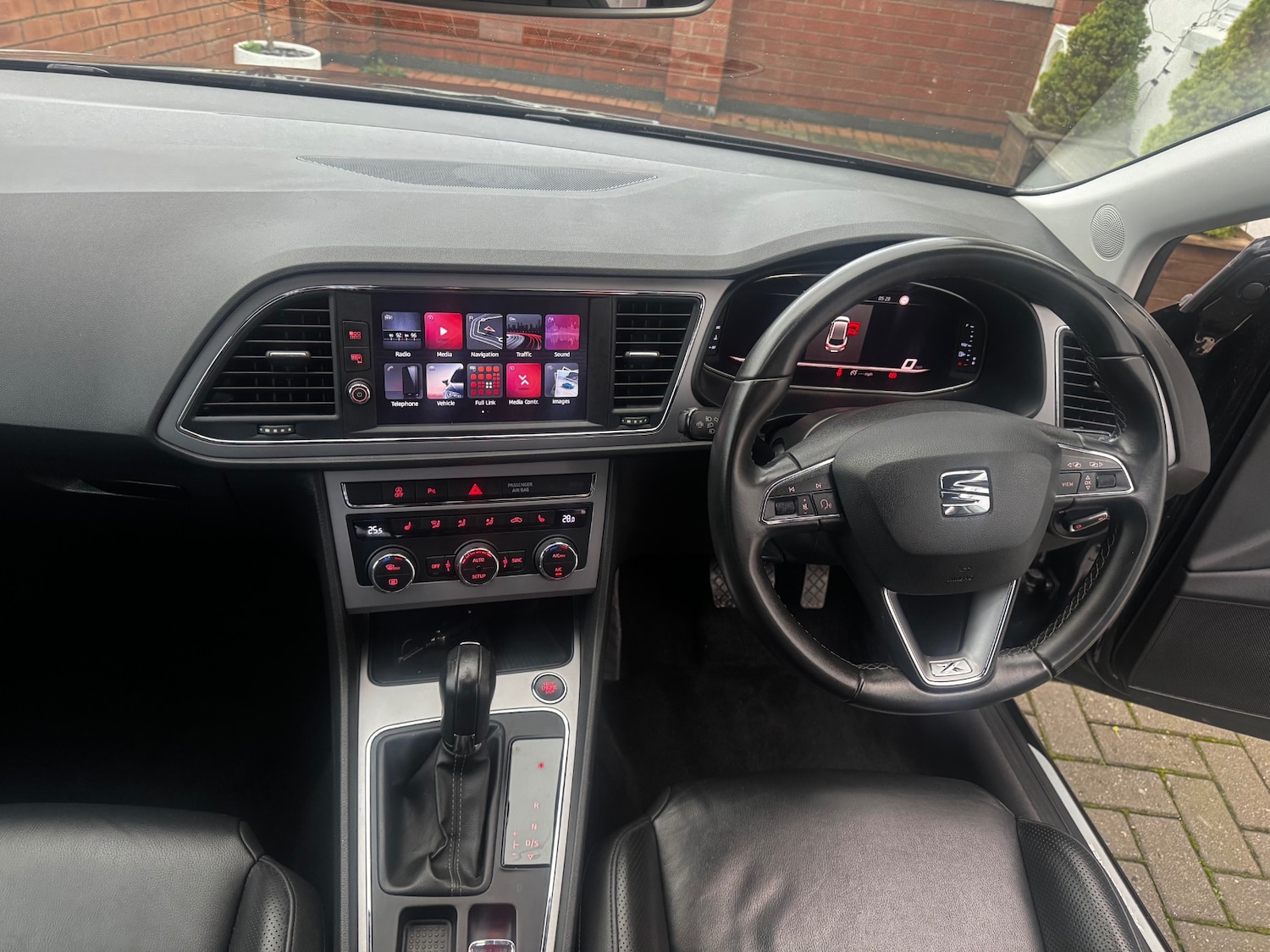 Used SEAT Leon 2019 for sale - 76879749: Photo 15