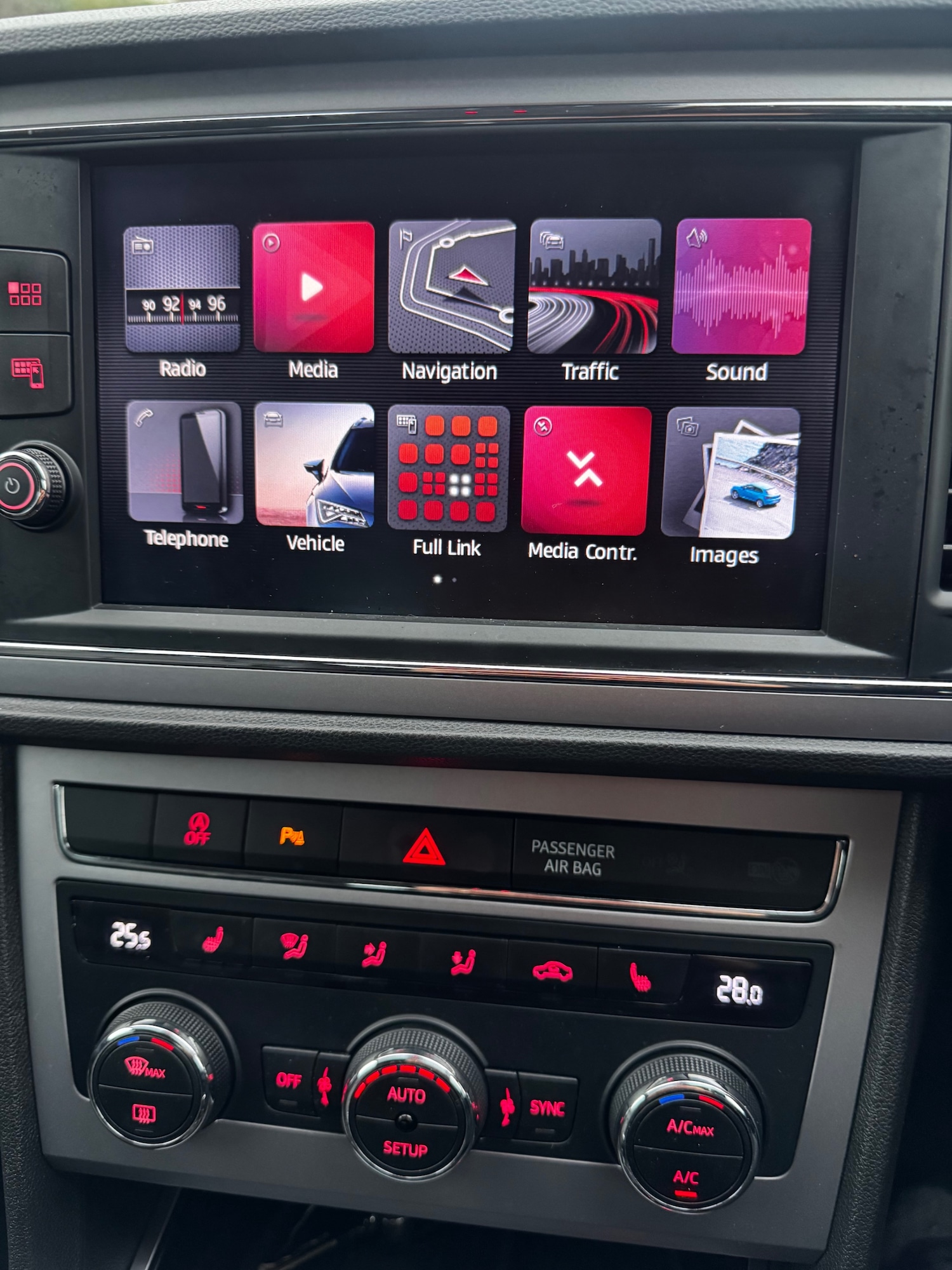 Used SEAT Leon 2019 for sale - 76879749: Photo 20