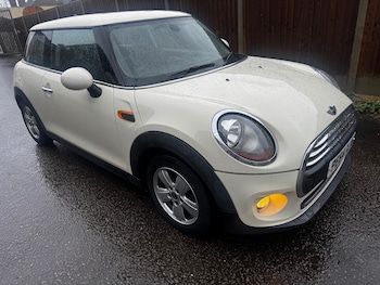 MINI Hatch feature image