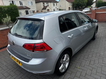 Used Volkswagen Golf 2015 for sale - 79246776: Photo