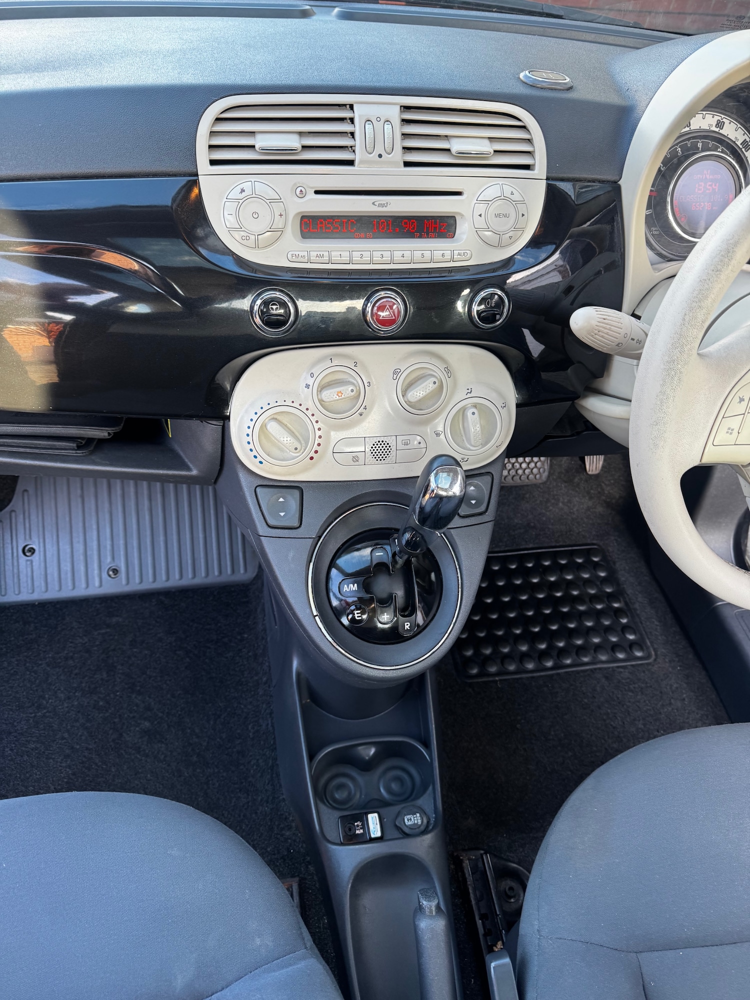 Used Fiat 500 2011 for sale - 76738629: Photo 12