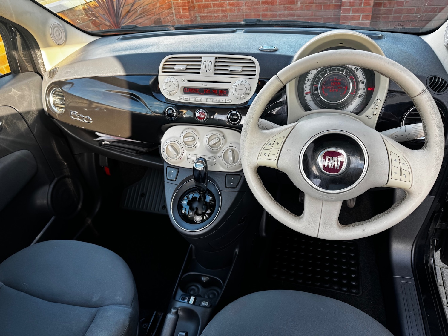 Used Fiat 500 2011 for sale - 76738629: Photo 8