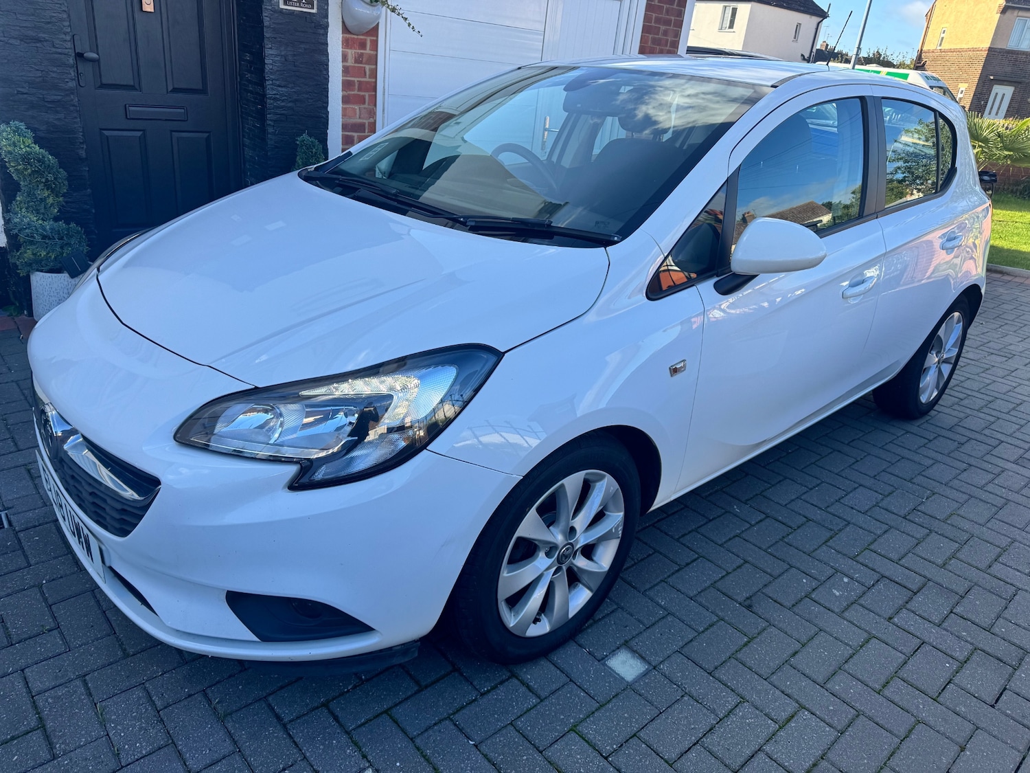 Used Vauxhall Corsa 2018 for sale - 76185893: Photo 1