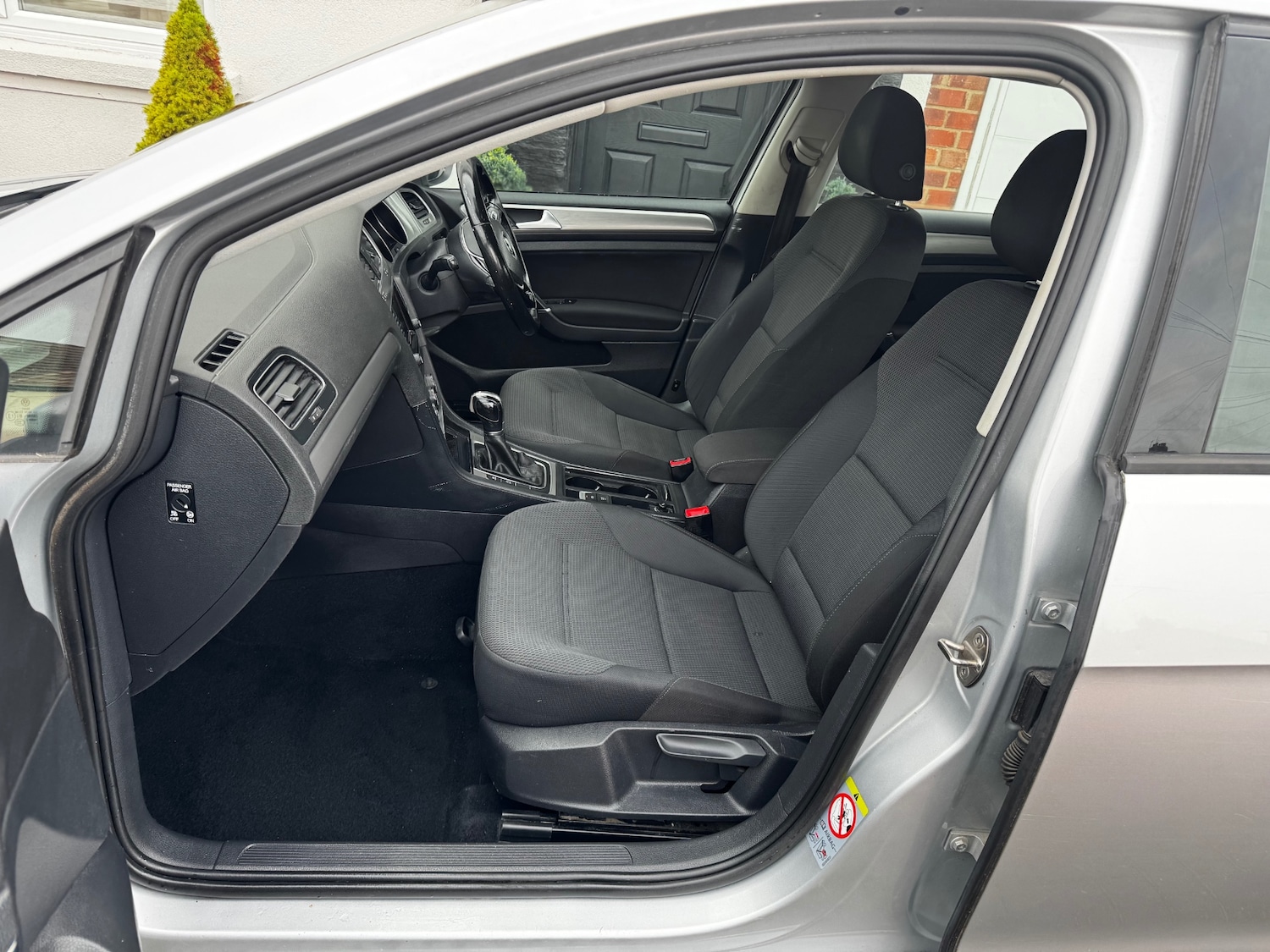 Used Volkswagen Golf 2014 for sale - 76555267: Photo 8