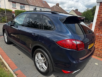 Used Porsche Cayenne 2011 for sale - 79539828: Photo