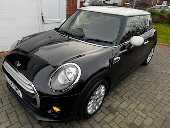 MINI Hatch feature image