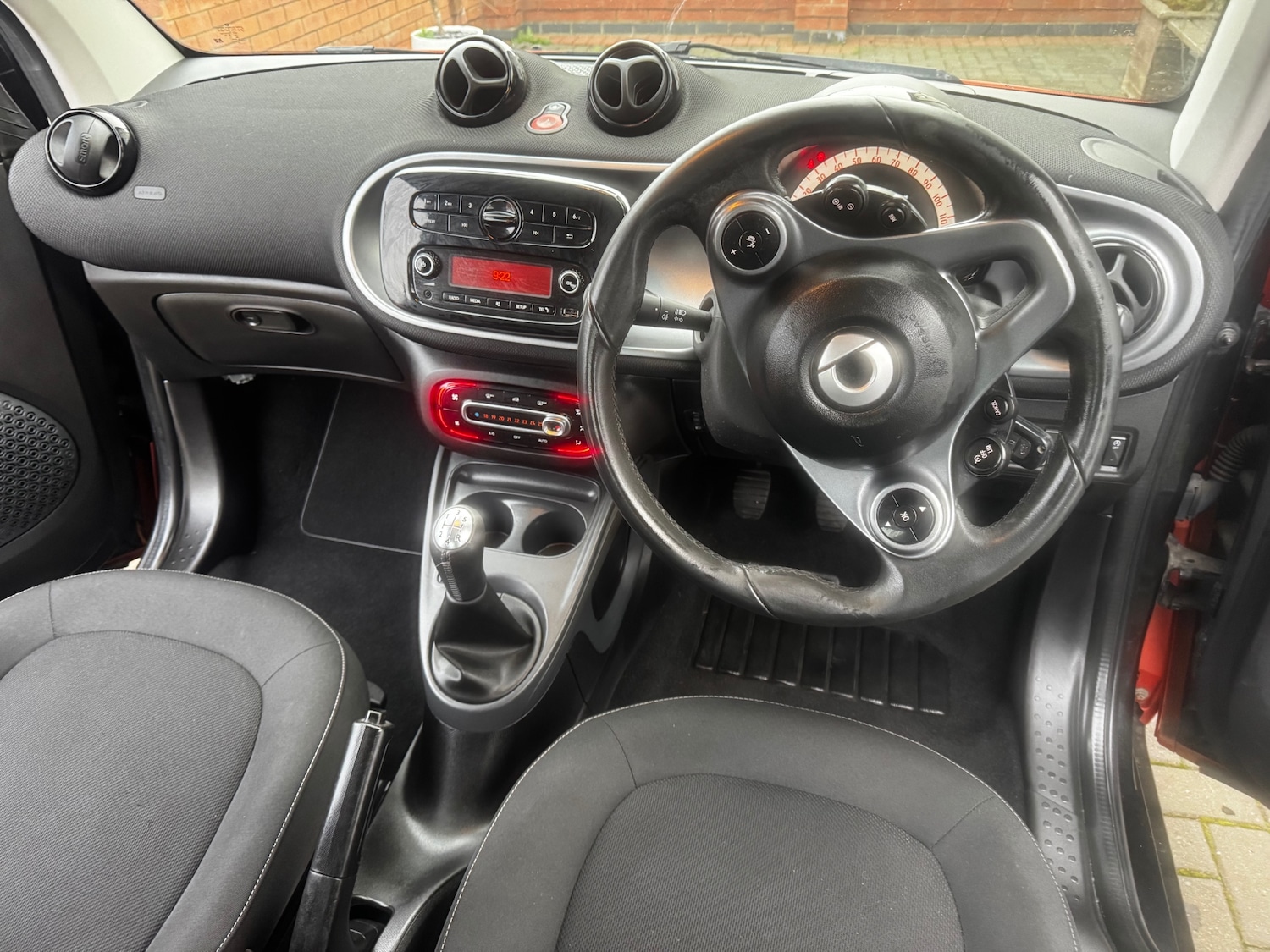 Used smart fortwo 2018 for sale - 77545923: Photo 8