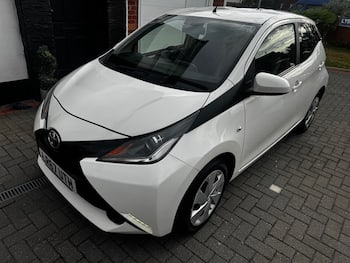 Used Toyota AYGO 2017 for sale - 79725327: Photo