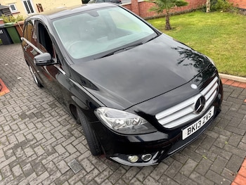 2013 (13) - B200 CDI BlueEFFICIENCY SE 5dr