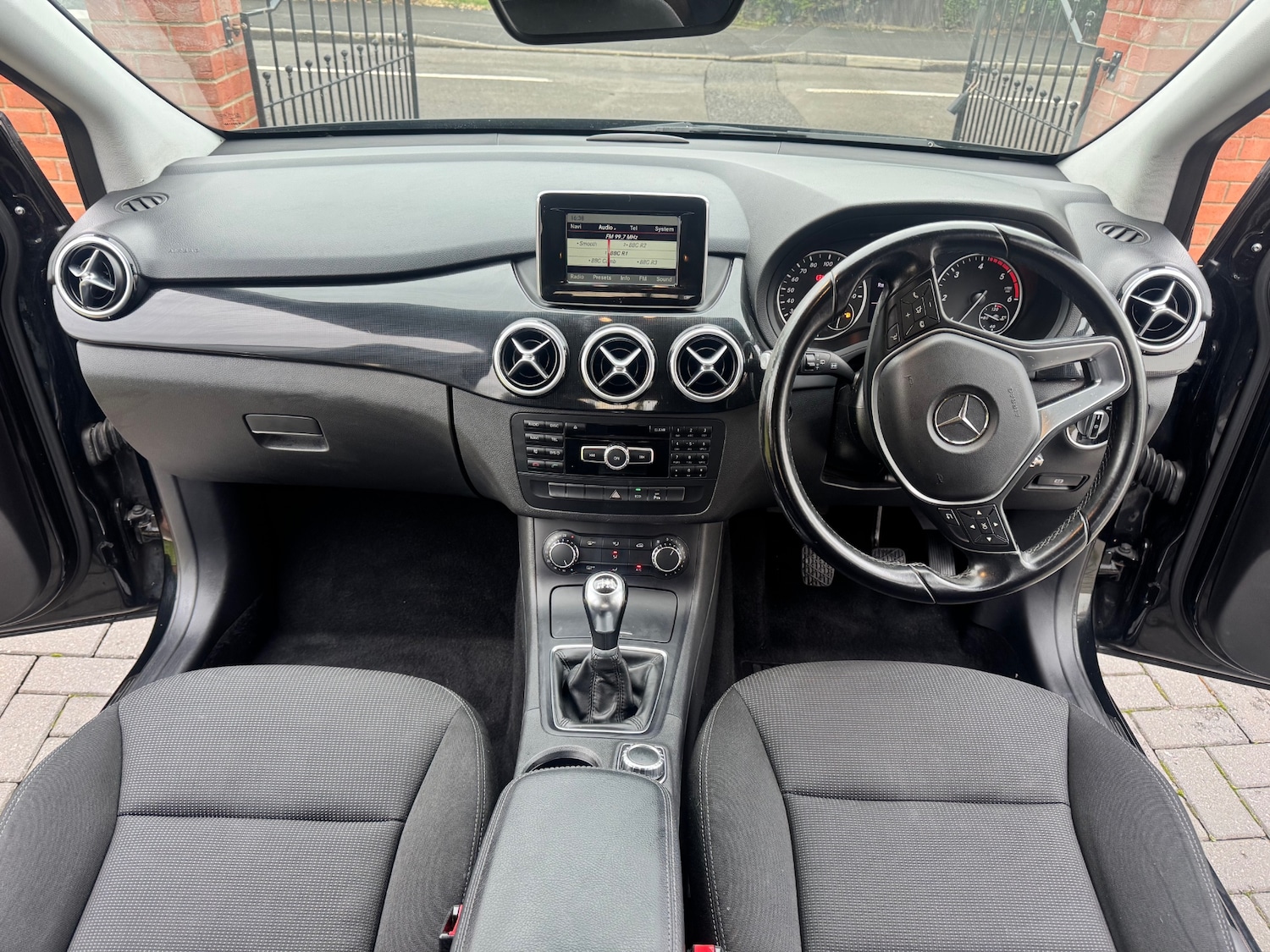 Used Mercedes-Benz B-Class 2013 for sale - 75988197: Photo 9