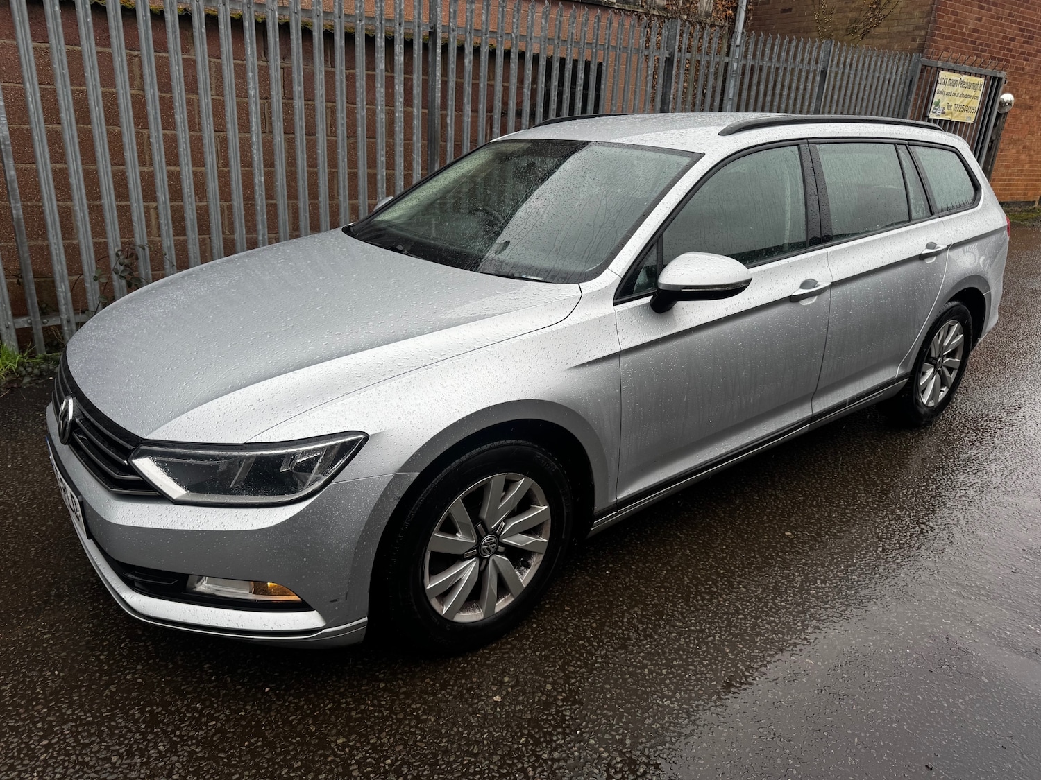 Used Volkswagen Passat 2015 for sale - 77545951: Photo 3