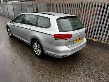 Used Volkswagen Passat 2015 for sale - 77545951: Photo