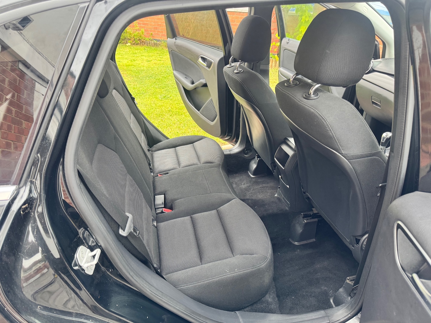 Used Mercedes-Benz B Class 2013 for sale - 76385168: Photo 9