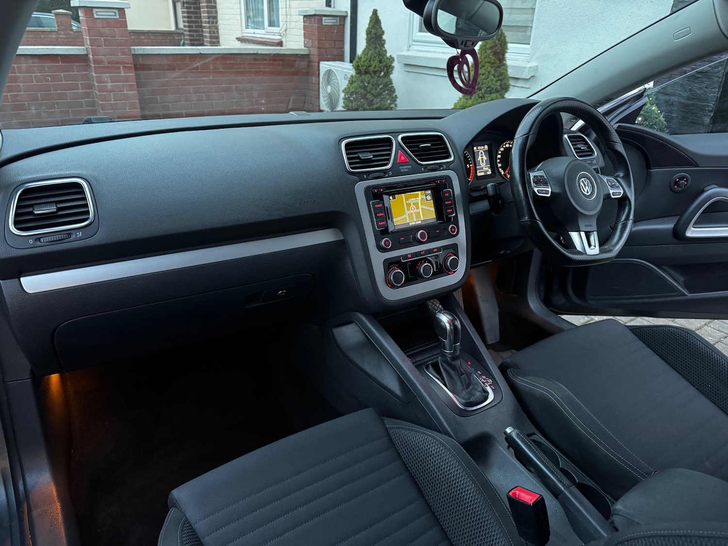 Used Volkswagen Scirocco 2013 for sale - 77801836: Photo 12