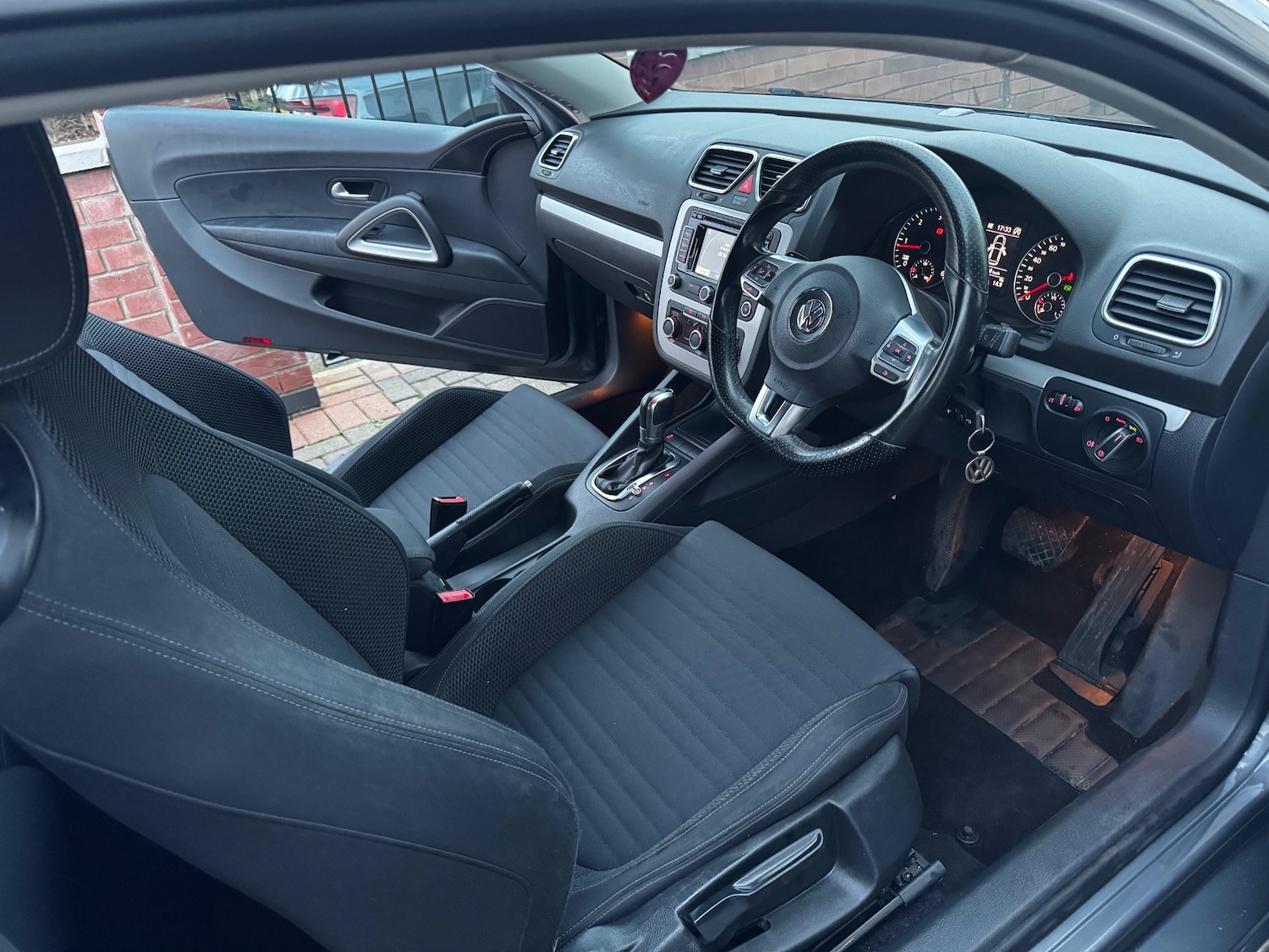 Used Volkswagen Scirocco 2013 for sale - 77801836: Photo 7