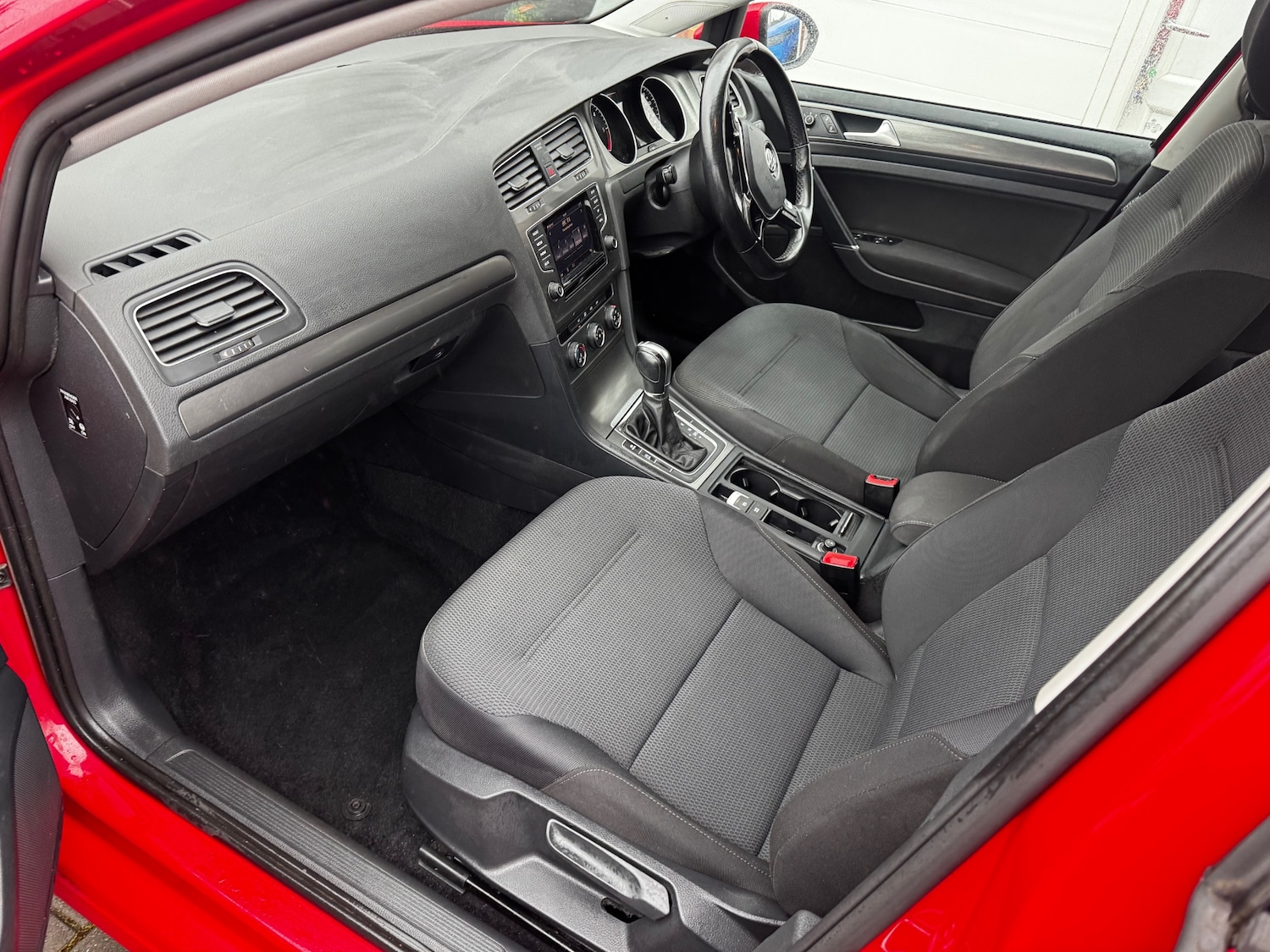 Used Volkswagen Golf 2013 for sale - 77804085: Photo 11