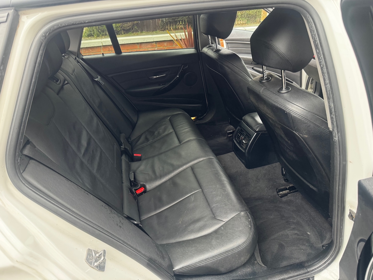 Used BMW 3 Series 2015 for sale - 77640342: Photo 10