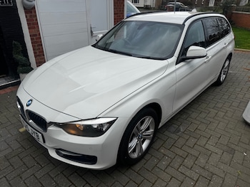 Used BMW 3 Series 2015 for sale - 77640342: Photo