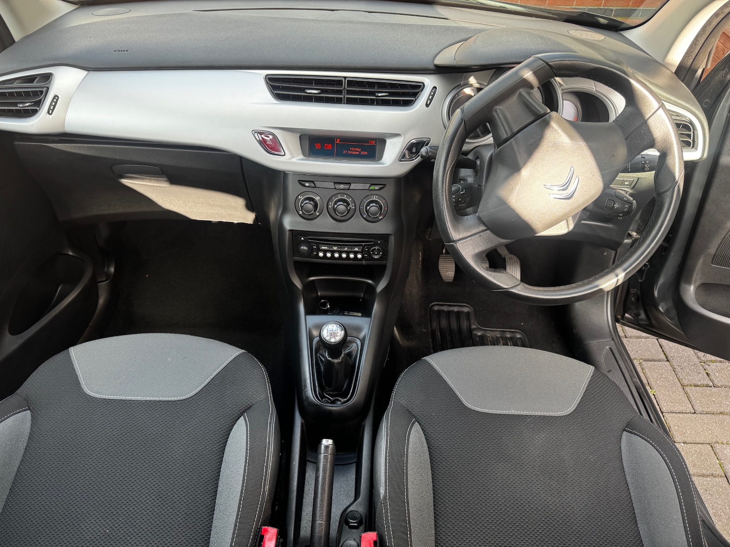 Used Citroen C3 2013 for sale - 76385136: Photo 8