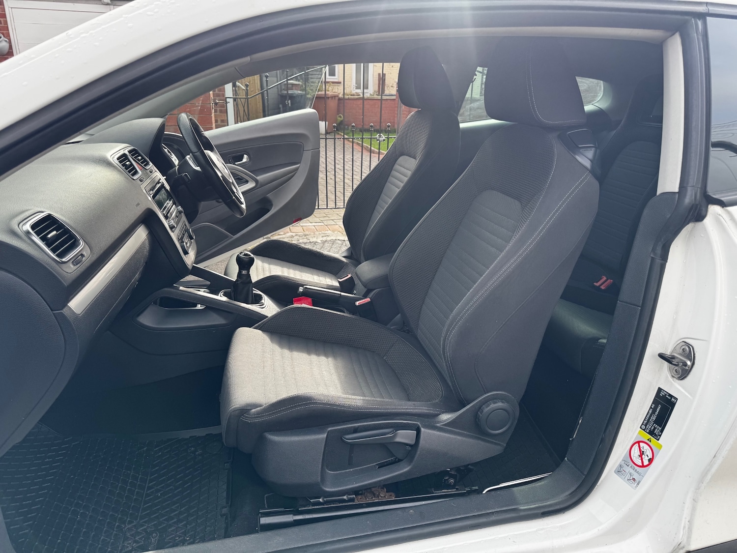 Used Volkswagen Scirocco 2012 for sale - 77528107: Photo 11