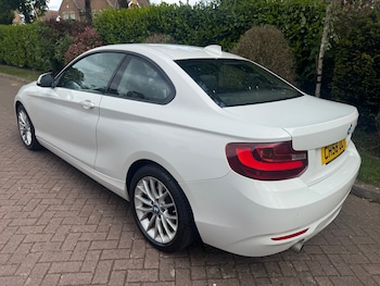Used BMW 2 Series 2014 for sale - 77086260: Photo