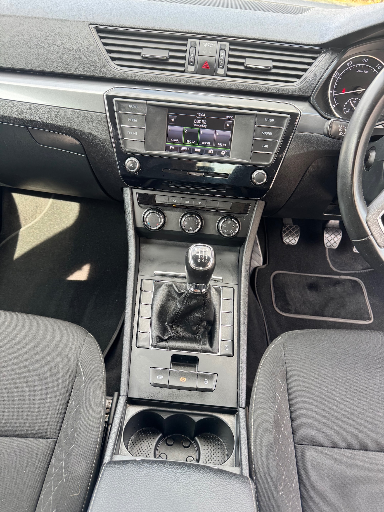 Used Skoda Superb 2017 for sale - 76011499: Photo 7