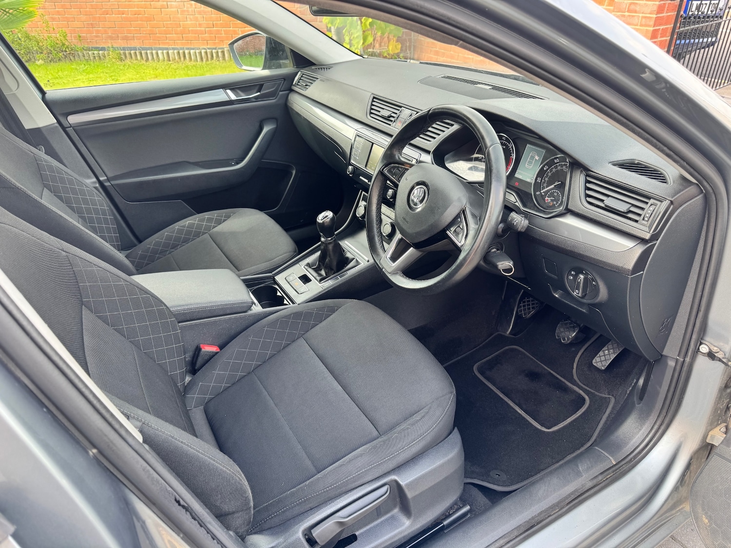 Used Skoda Superb 2017 for sale - 76011499: Photo 8