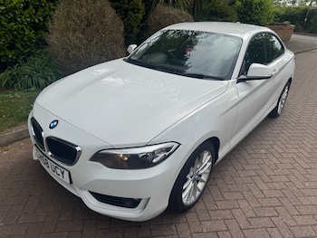 Used BMW 2 Series 2014 for sale - 76246047: Photo