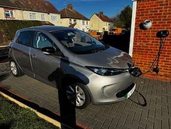 Used Renault Zoe 2015 for sale - 76650793: Photo