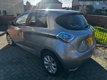 Used Renault Zoe 2015 for sale - 76650793: Photo