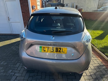 Used Renault Zoe 2015 for sale - 76650793: Photo