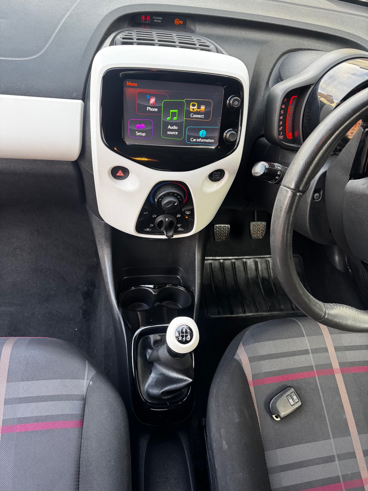 Used Peugeot 108 2014 for sale - 77162006: Photo 12