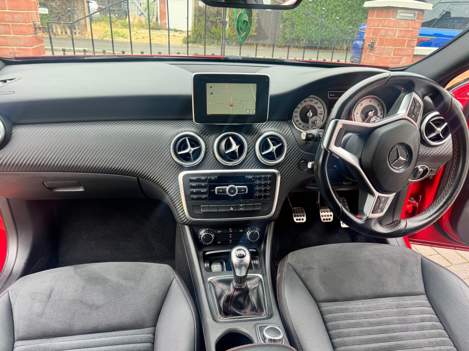 Used Mercedes-Benz A-Class 2014 for sale - 76664671: Photo 10