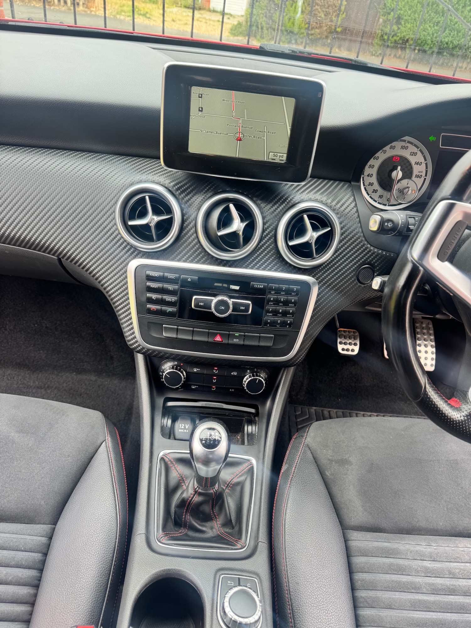 Used Mercedes-Benz A-Class 2014 for sale - 76664671: Photo 11