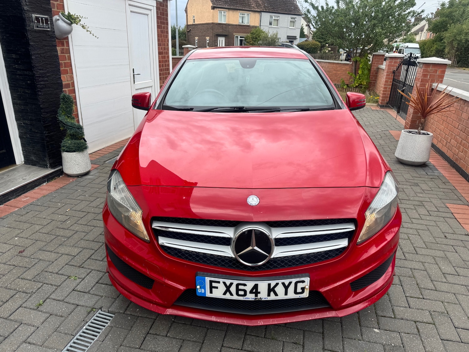 Used Mercedes-Benz A-Class 2014 for sale - 76664671: Photo 2