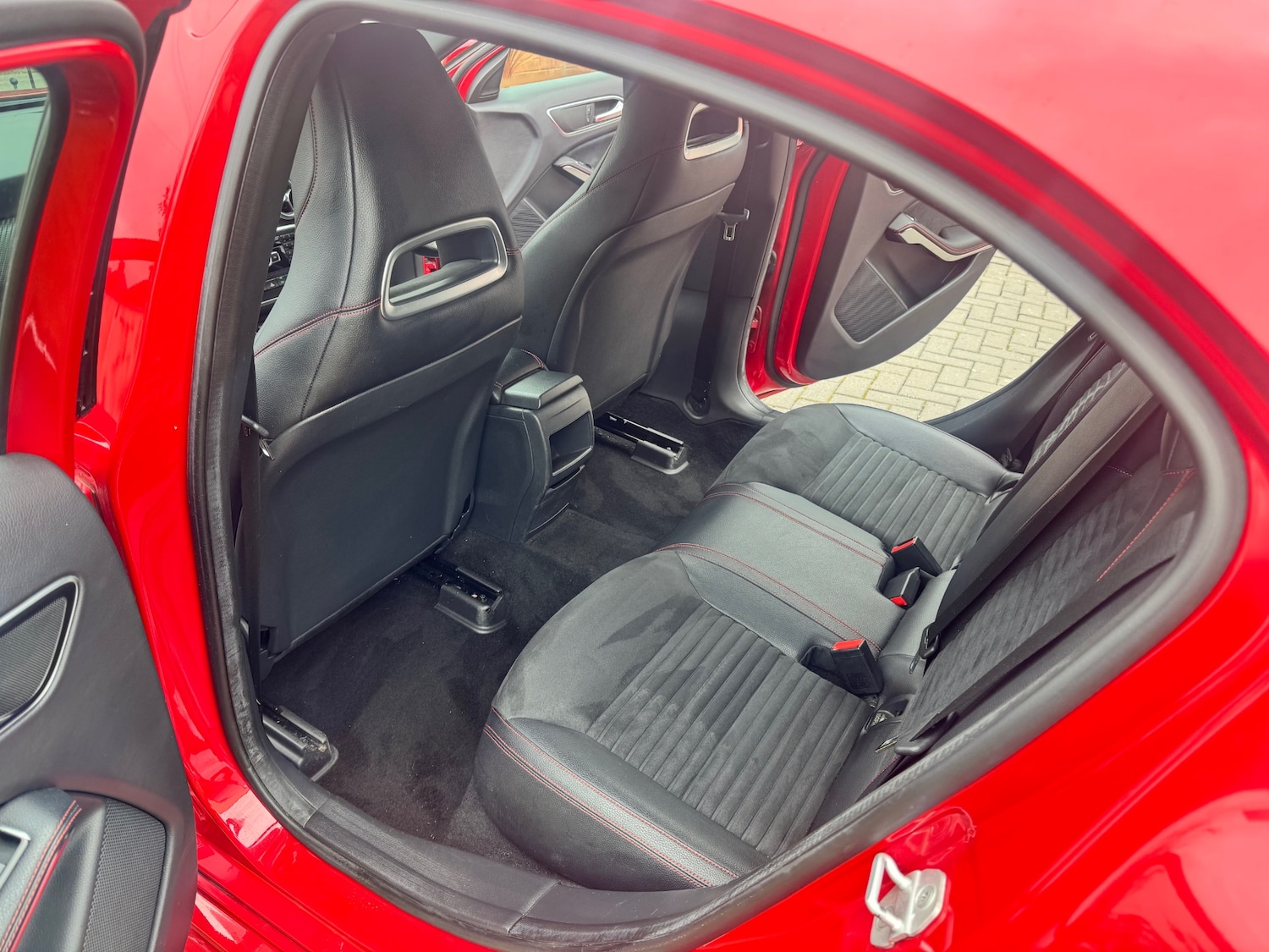 Used Mercedes-Benz A-Class 2014 for sale - 76664671: Photo 9